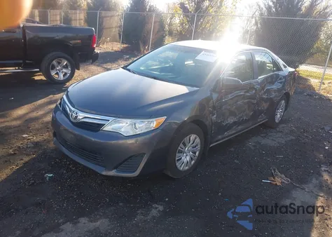 2012 Toyota Camry Le z USA, uszkodzony, nr VIN 4T1BF1FK6CU001720